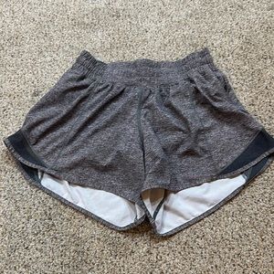 Lululemon Hotty Hot Shorts 4”